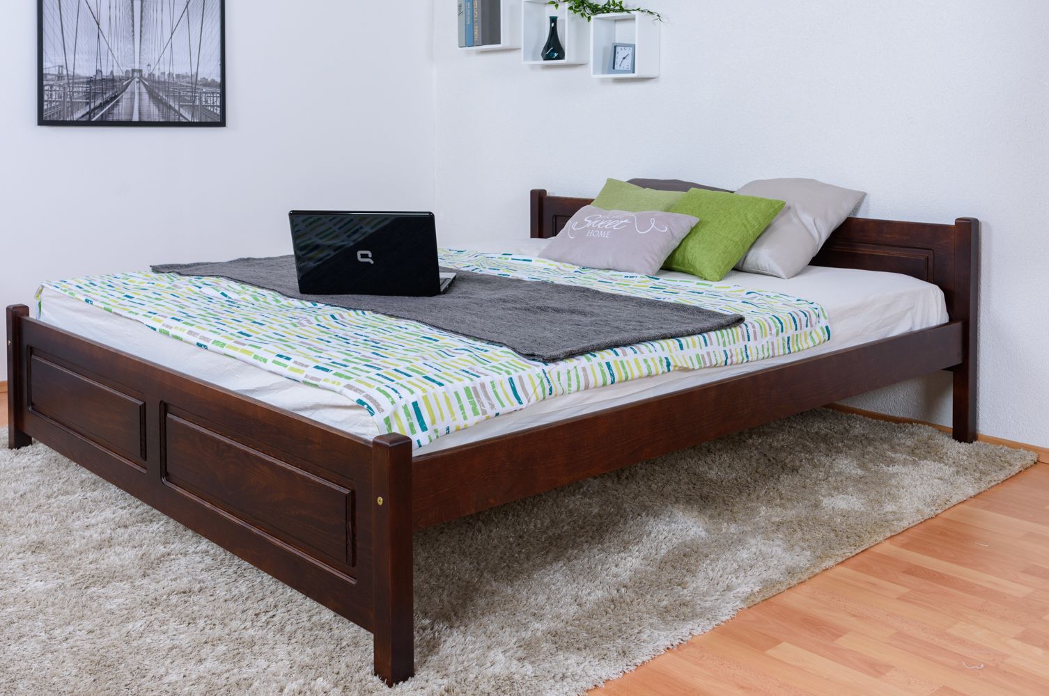 Jugendbett Kiefer massiv Vollholz Walnussfarben 77C, inkl. Lattenrost - 180 x 200 cm (B x L)