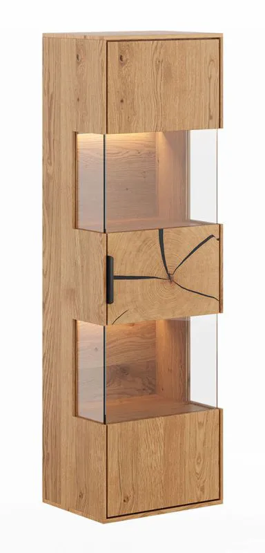 Hängevitrine Rania 11 aus Massiv- und Stirnholz Eiche, 142 x 43 x 33 cm, 1 Tür, 4 Einlegeböden, 5 Fächer, inkl. LED-Beleuchtung, Soft-Close, Metallgriffe